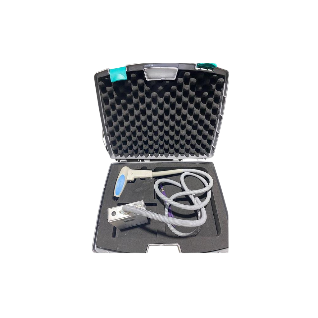2020 Alma Accent Prime attachments view 1 showing an open black carrying case with a handpiece and coiled cable