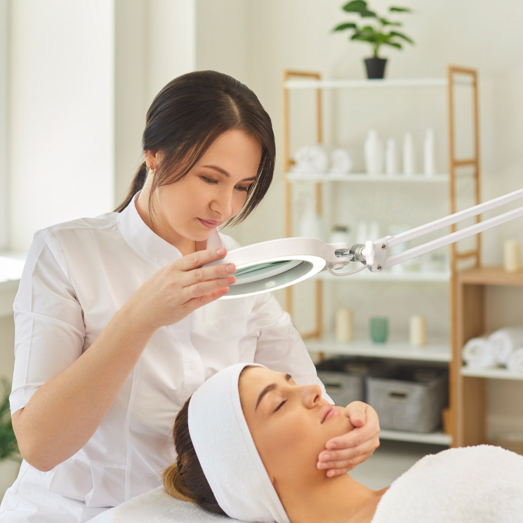 Daylight Spa Magnifying Lamp S (UN1200) | Medical Spa Supply