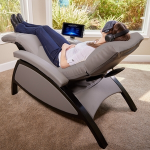 LEC Mind-Sync™ Harmonic Wellness Lounger in use