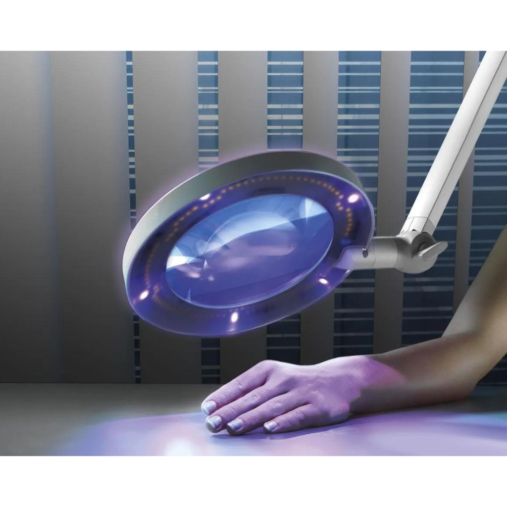 Waldmann Lighting Magnifier luminaire Opticlux