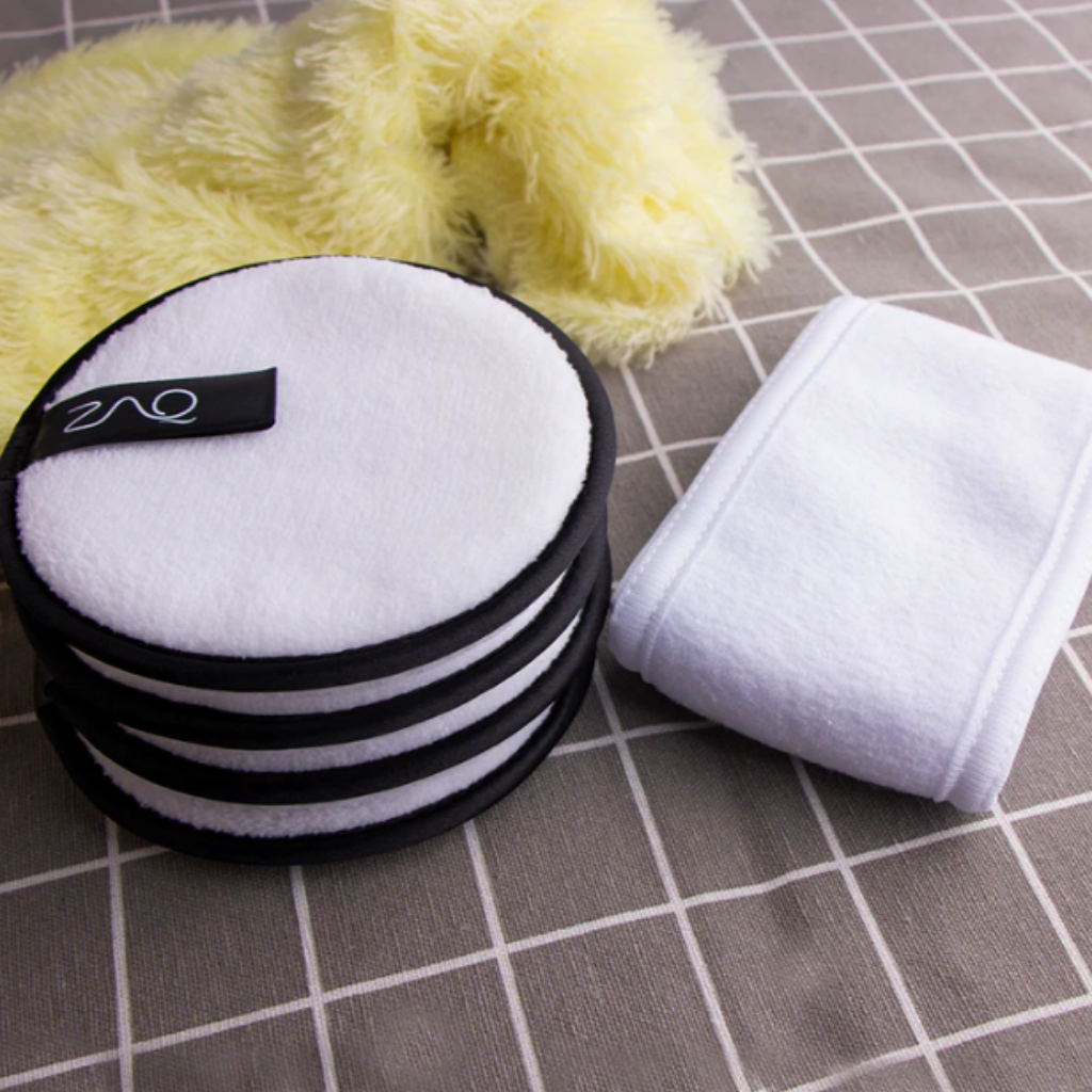 ZAQ Reusable Makeup Remover Pads 4 pack with Spa facial Headband - White