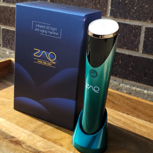 ZAQ Soni Red LED with Infrared LED Light and with Heat Therapy - Package and Content