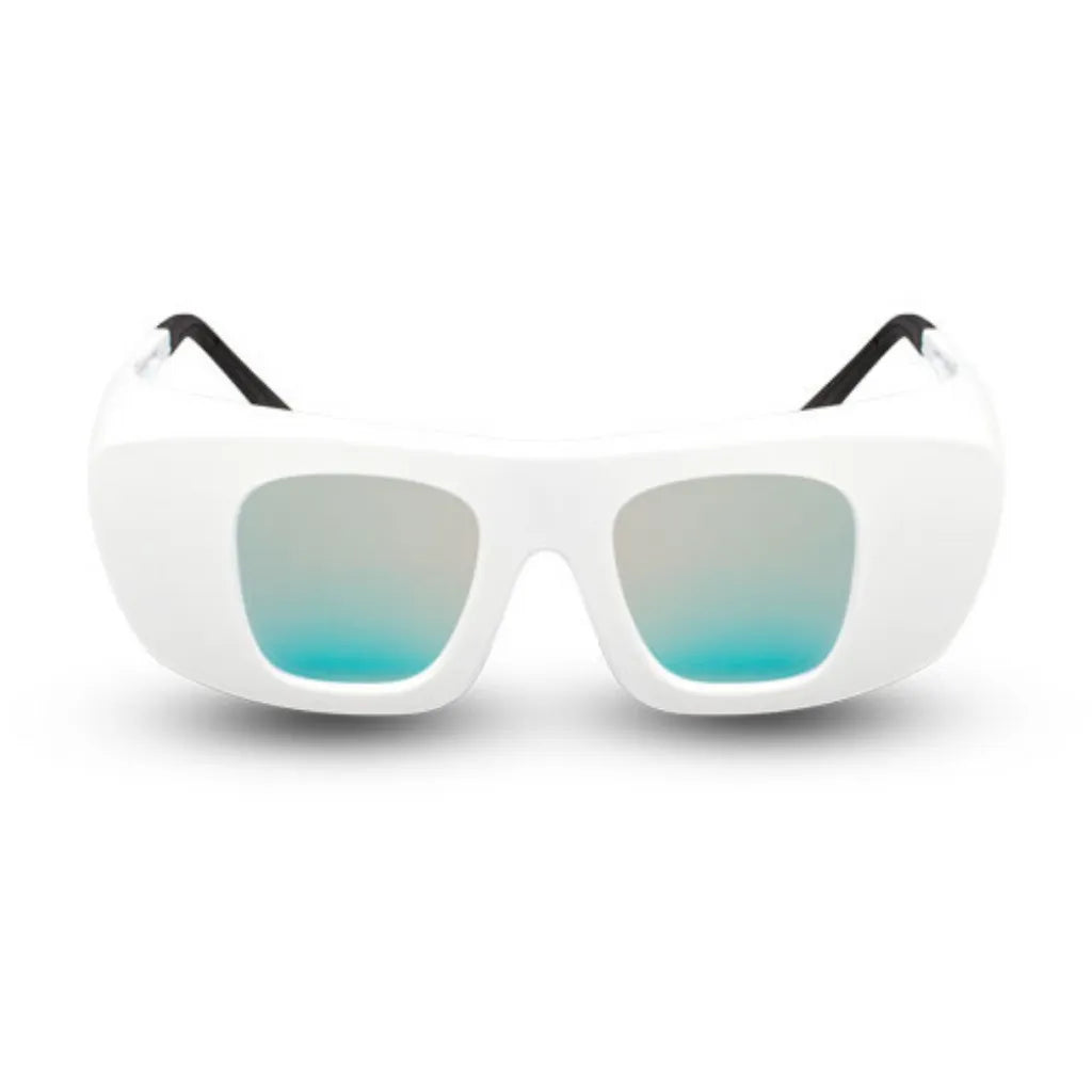 C740 White Frame